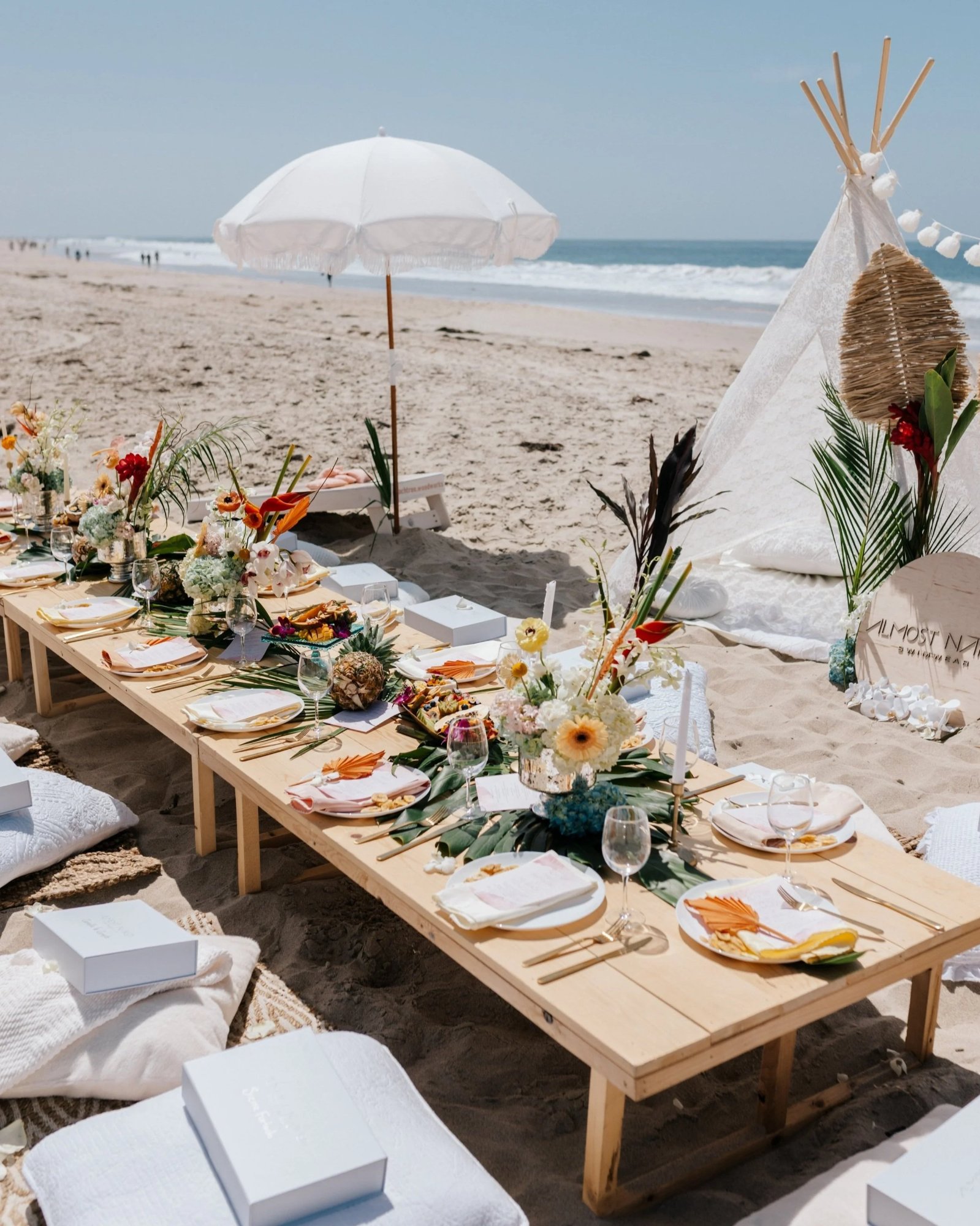 Private picnic event Miami luxury outdoor setup